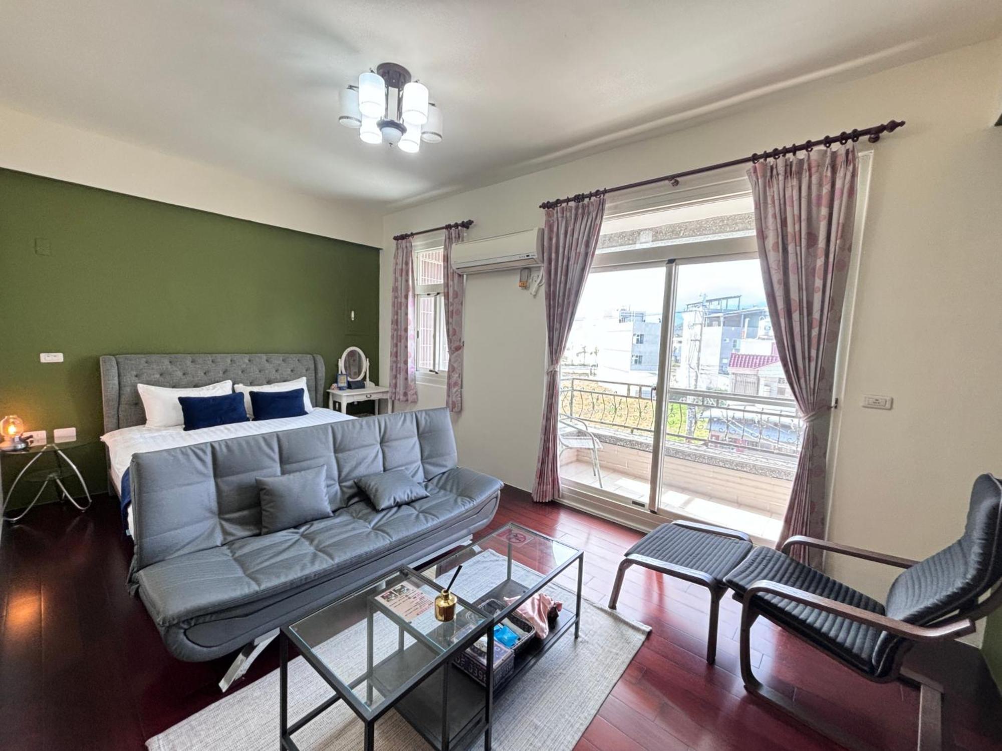 伊家民宿yi Home 志航路一段398號 T'ai-tung Exteriör bild